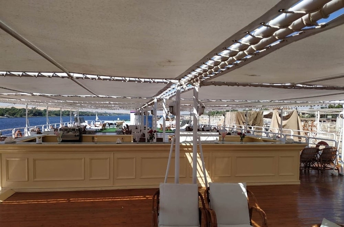 Imagen de los interiores del Hotel Ms King Tut I Nile Cruise. Foto 12