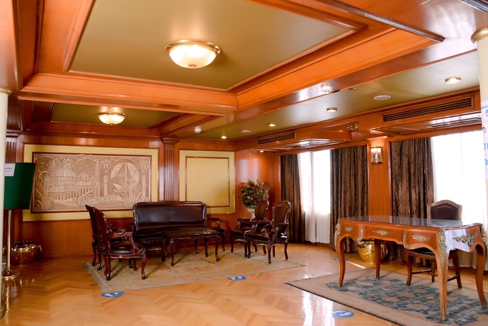 Imagen de los interiores del Hotel Ms King Tut I Nile Cruise. Foto 13