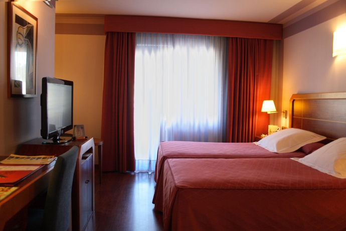 Imagen de la habitación del Hotel Ms Maestranza. Foto 8