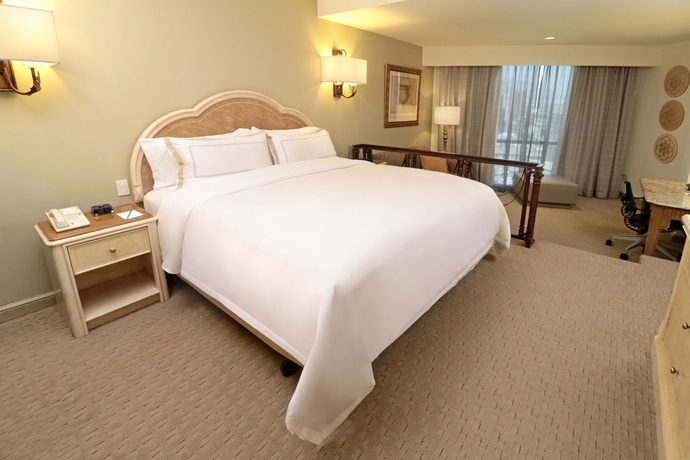 Imagen de la habitación del Hotel Ms Milenium Monterrey, Curio Collection By Hilton. Foto 4