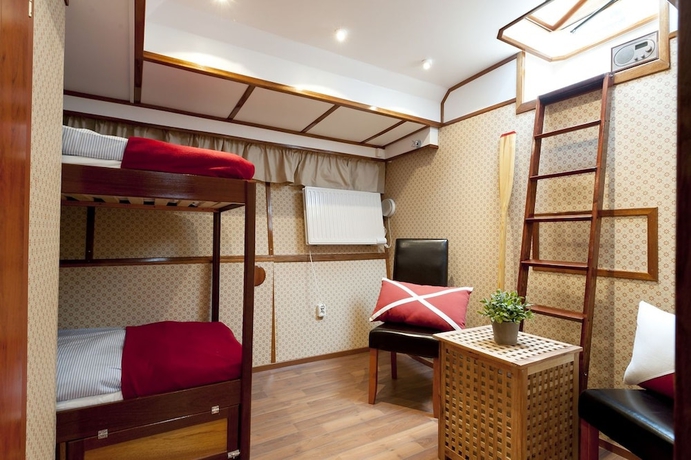 Imagen de la habitación del Hotel M/s Monika. Foto 4