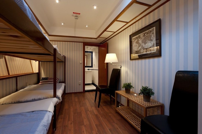 Imagen de la habitación del Hotel M/s Monika. Foto 9