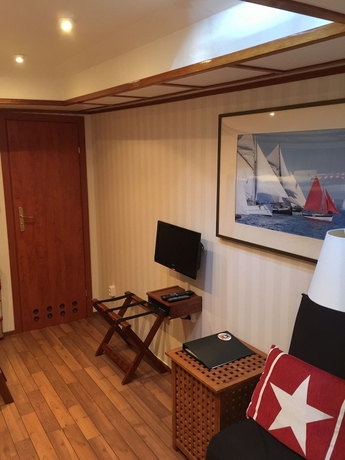 Imagen de la habitación del Hotel M/s Monika. Foto 14