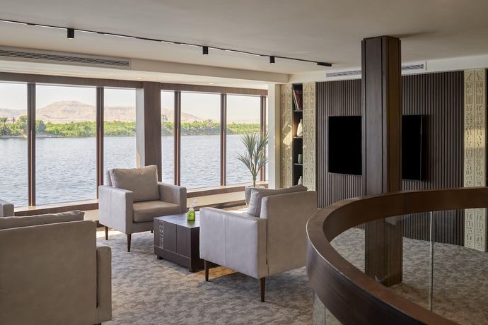 Imagen de la habitación del Hotel Ms Movenpick Royal Lily - Luxor Aswan. Foto 2