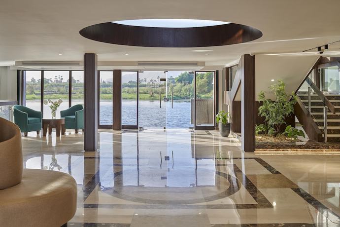 Imagen de los interiores del Hotel Ms Movenpick Royal Lily - Luxor Aswan. Foto 11