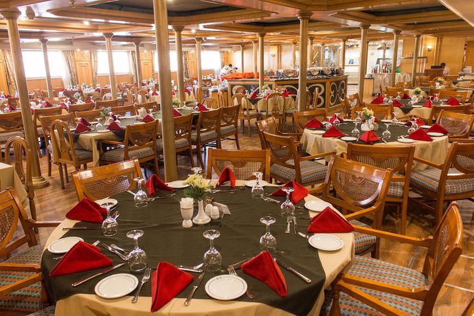 Imagen del bar/restaurante del Hotel Ms Nile Azur, Luxor-luxor 7 Nts Cruise Sat-sat. Foto 2
