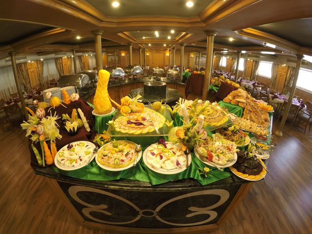 Imagen del bar/restaurante del Hotel Ms Nile Azur, Luxor-luxor 7 Nts Cruise Sat-sat. Foto 4