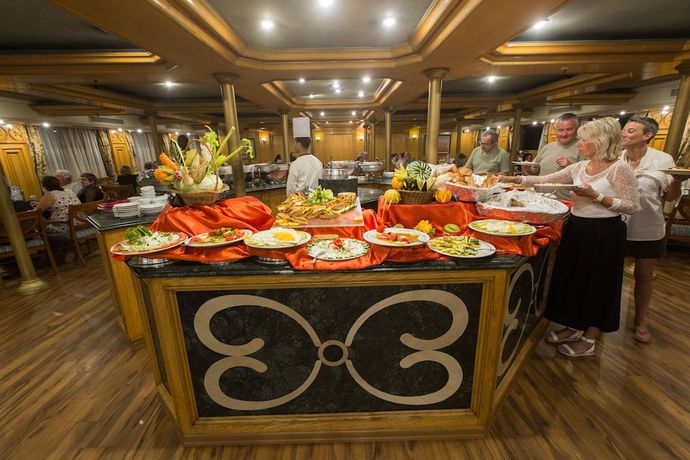 Imagen del bar/restaurante del Hotel Ms Nile Azur, Luxor-luxor 7 Nts Cruise Sat-sat. Foto 5