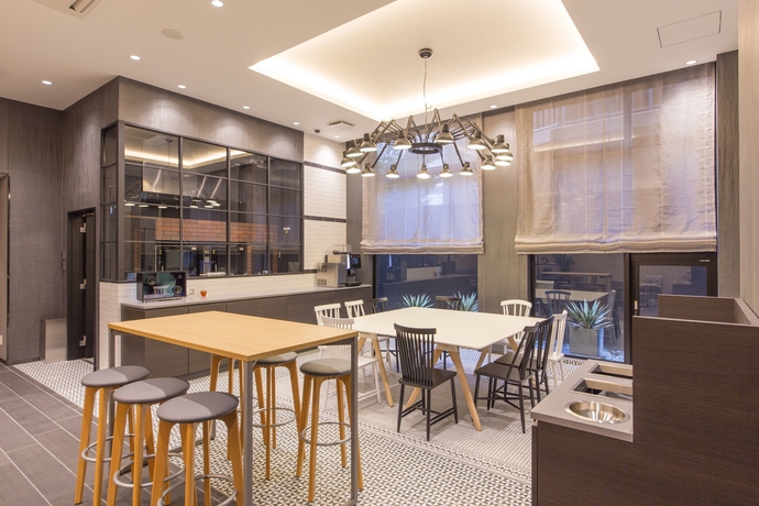 Imagen del bar/restaurante del Hotel M's Plus Shijo - Omiya. Foto 4