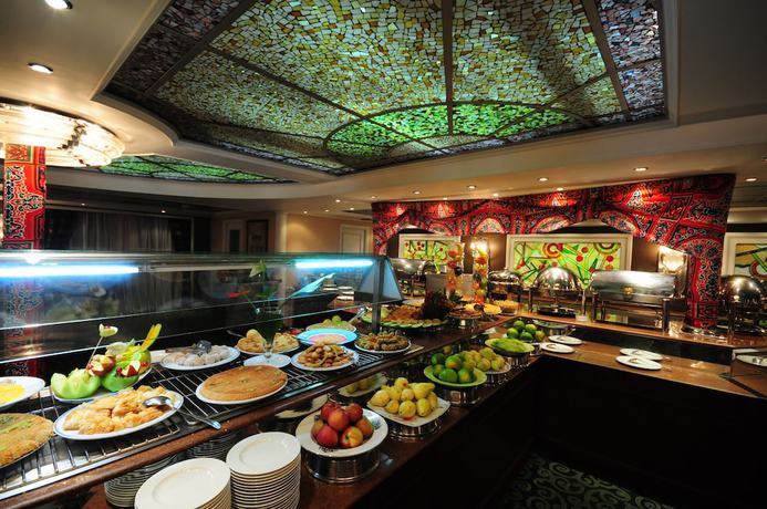 Imagen del bar/restaurante del Hotel Ms Royal Ruby Nile Cruise, From Luxor Or Aswan (mon-fri, Fri-mon). Foto 8