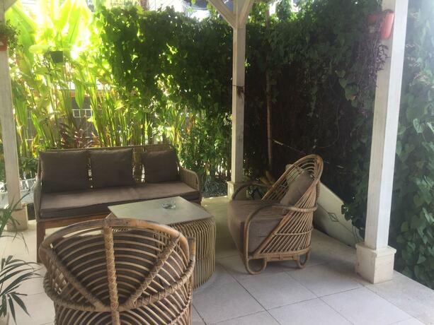 Imagen general del Hotel Ms Snack Point Bed and Breakfast. Foto 7