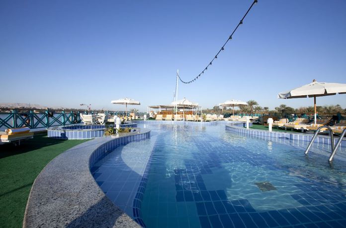 Imagen de la piscina del Hotel Ms Sonesta Moon Goddess,luxor-luxor 7 Night Cruise Sat-sat. Foto 19