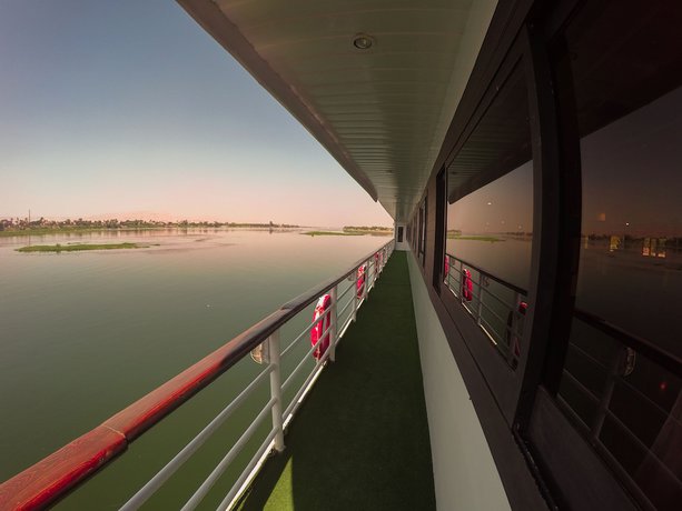 Imagen de los exteriores del Hotel Ms Tarot Nile Cruise - Saturdays 7 Nights From Luxor. Foto 9