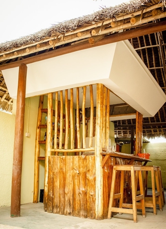 Imagen del bar/restaurante del Hotel Msafiri Lodge. Foto 8