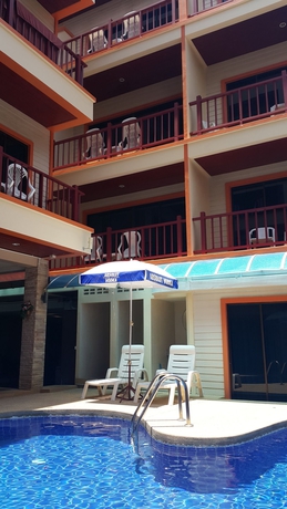 Imagen de la piscina del Hotel Mt Patong. Foto 13