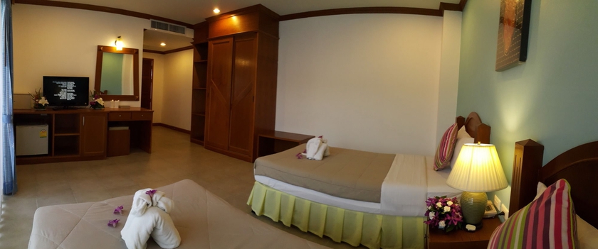 Imagen de la habitación del Hotel Mt Patong. Foto 6