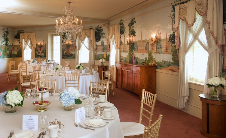 Imagen del bar/restaurante del Hotel Mt. Washington Conference Center. Foto 4