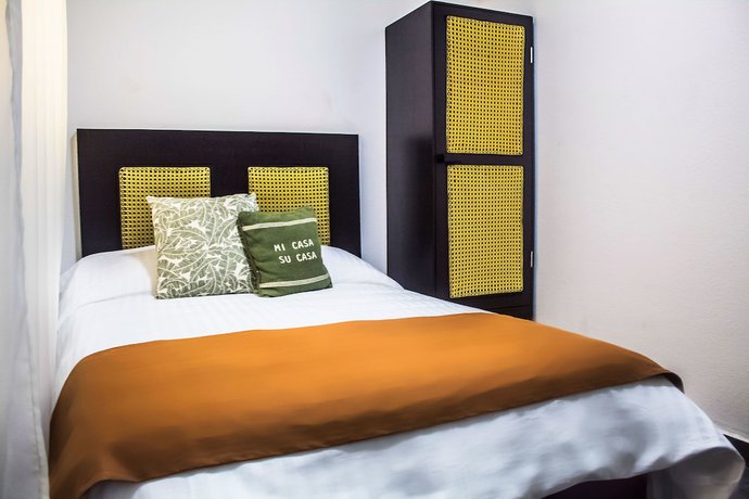 Imagen de la habitación del Hotel Múcara. Foto 4