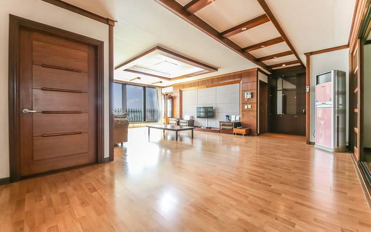 Imagen de la habitación del Hotel Muan Beach. Foto 16