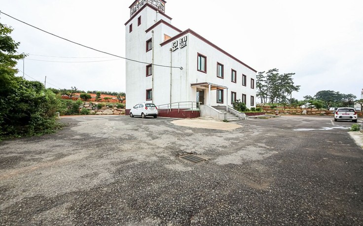 Imagen de los interiores del Hotel Muan Haetteuneun Eondeok. Foto 15
