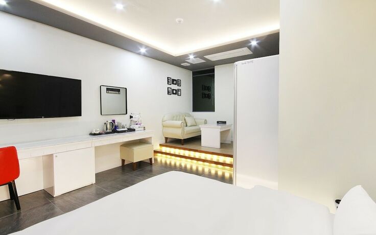 Imagen general del Hotel Muan Hotel The K. Foto 2