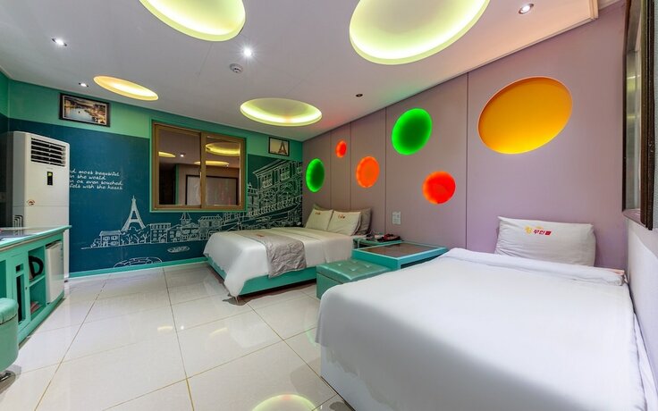 Imagen de la habitación del Hotel Muan Namak King Self Check-in Motel. Foto 15