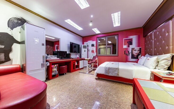 Imagen general del Hotel Muan Namak King Self Check-in Motel. Foto 2