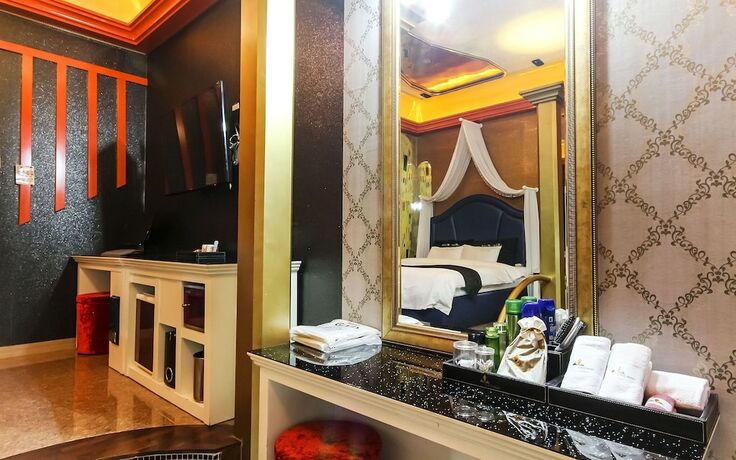 Imagen general del Hotel Muan New Drive In Hotel. Foto 4
