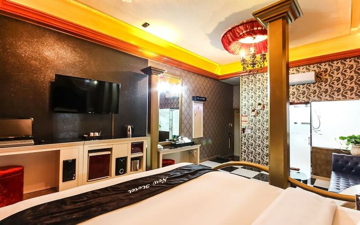 Imagen general del Hotel Muan New Drive In Hotel. Foto 10