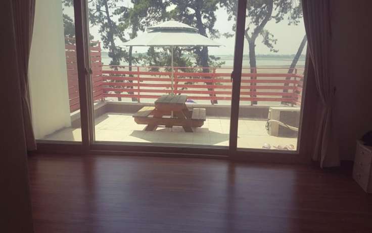 Imagen de la habitación del Hotel Muan Tommeori Resort Pension. Foto 6