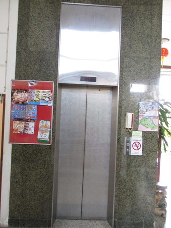 Imagen de los interiores del Hotel Muang Thong Family Suite Hat Yai. Foto 17