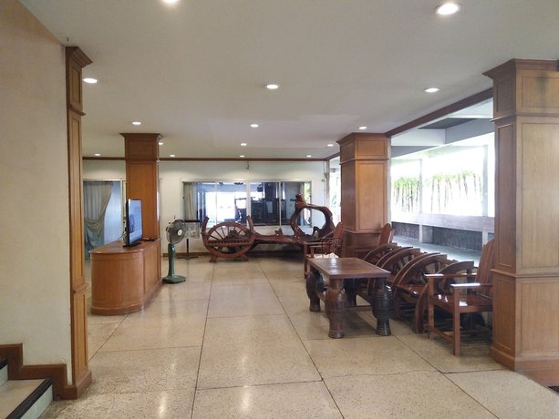 Imagen de los interiores del Hotel MuangInn. Foto 16