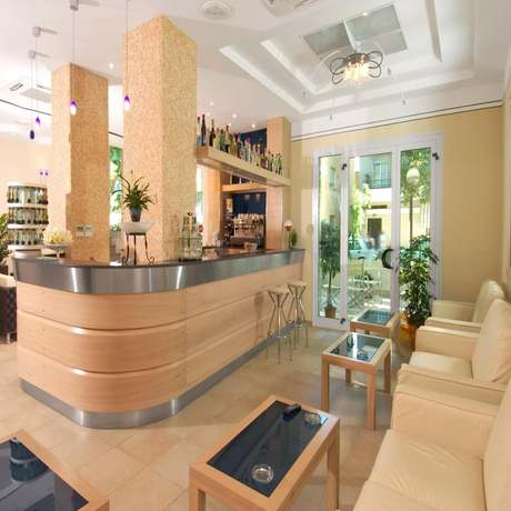 Imagen de los interiores del Hotel Muccioli. Foto 20