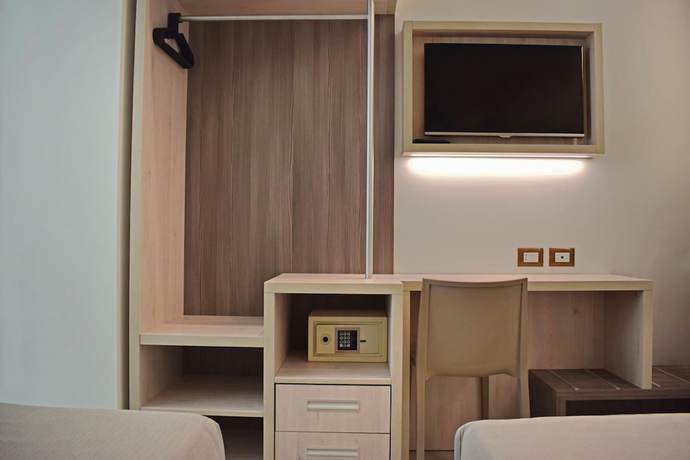 Imagen de la habitación del Hotel Muccioli. Foto 12