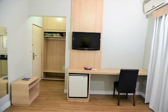 Imagen de la habitación del Hotel Muchiutt Park. Foto 21