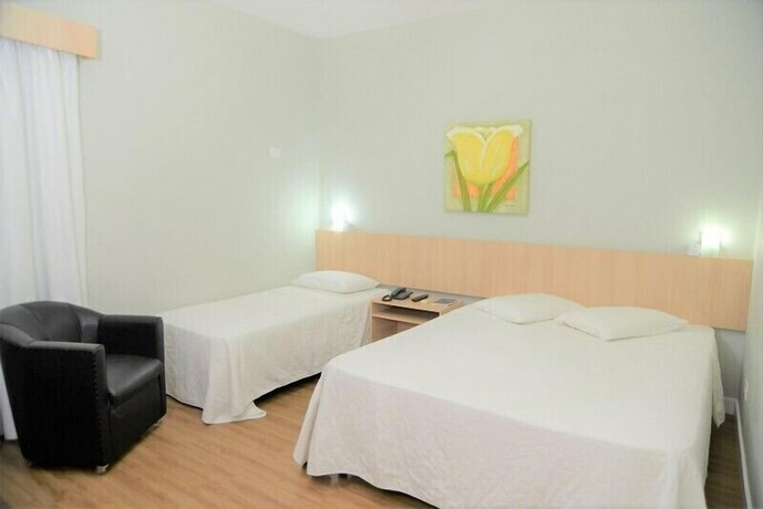 Imagen de la habitación del Hotel Muchiutt Park. Foto 23