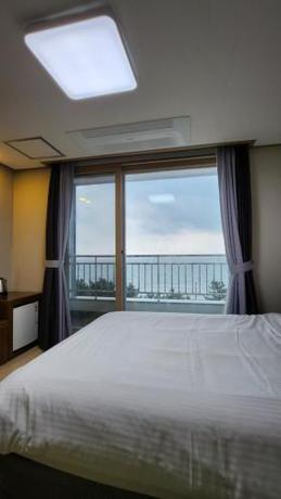 Imagen de la habitación del Hotel Mud Beach. Foto 18