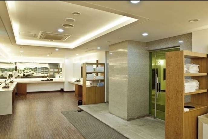 Imagen de la piscina del Hotel Mudeungpark. Foto 19