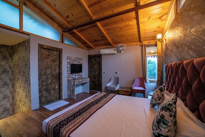 Imagen general del Hotel Mudras Grove Resort. Foto 8