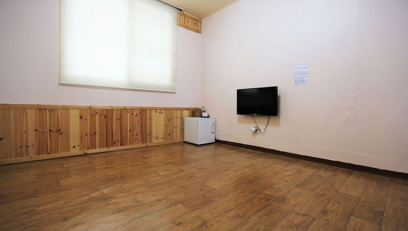 Imagen de la habitación del Hotel Muju Bakam Villa Pension. Foto 4