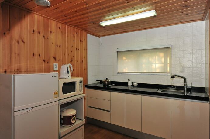 Imagen de la habitación del Hotel Muju Ecoville. Foto 17