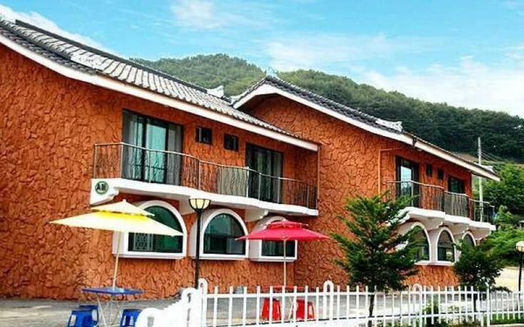 Imagen general del Hotel Muju Family House Pension. Foto 5