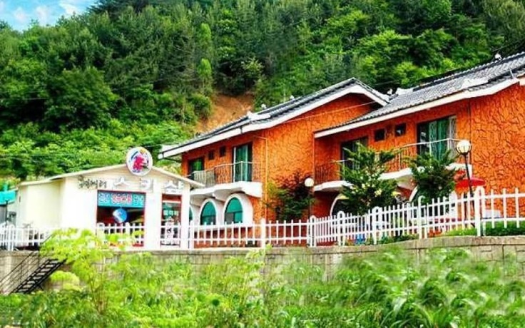 Imagen general del Hotel Muju Family House Pension. Foto 11