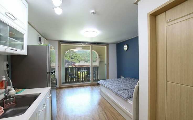 Imagen general del Hotel Muju Full House Pension. Foto 5