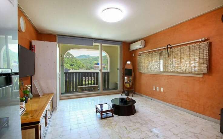 Imagen general del Hotel Muju Full House Pension. Foto 8