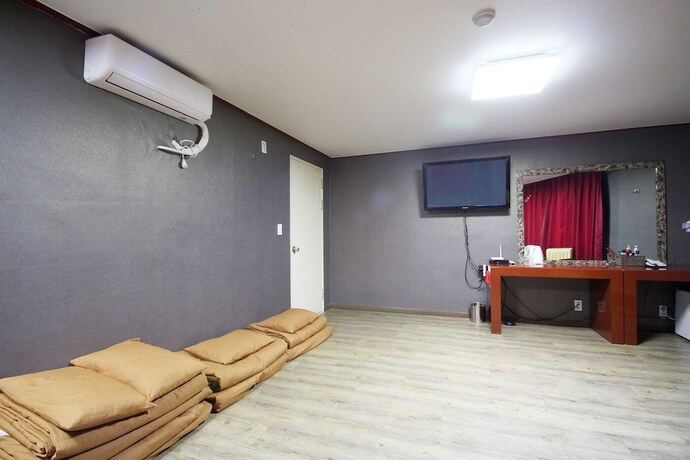 Imagen de la habitación del Hotel Muju Green. Foto 2