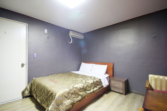 Imagen de la habitación del Hotel Muju Green. Foto 3