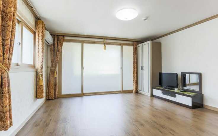 Imagen de la habitación del Hotel Muju Rainbow Pension. Foto 15