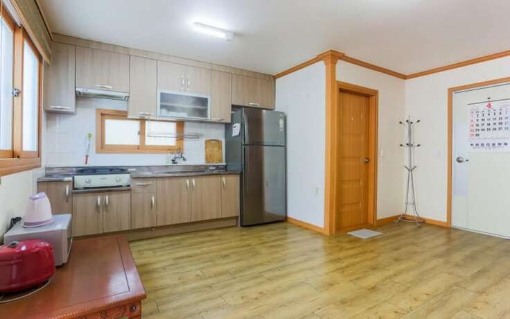 Imagen de la habitación del Hotel Muju Rainbow Pension. Foto 17