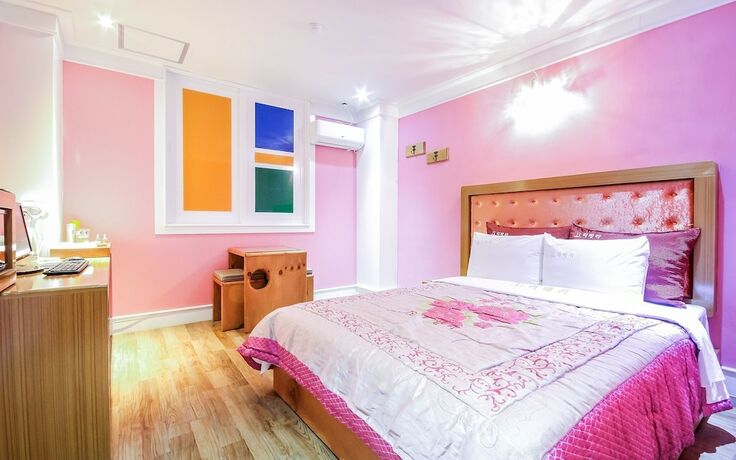 Imagen de la habitación del Hotel Muju Rivera. Foto 17